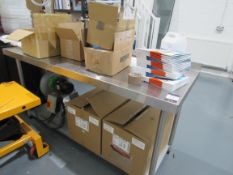 Stainless steel lab table