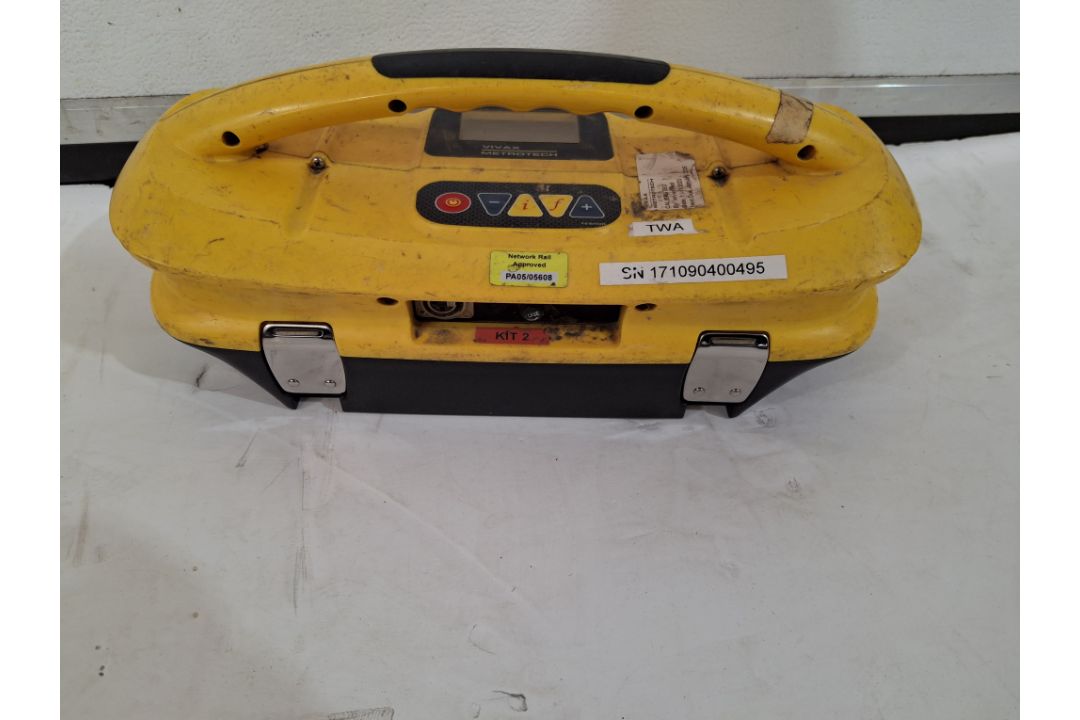 VIVAX Metrotech VL0CPro 2 VX204-01; SN: 2040109326; Receiver: SN: 171090400495; and 2 battery Packs - Image 4 of 16