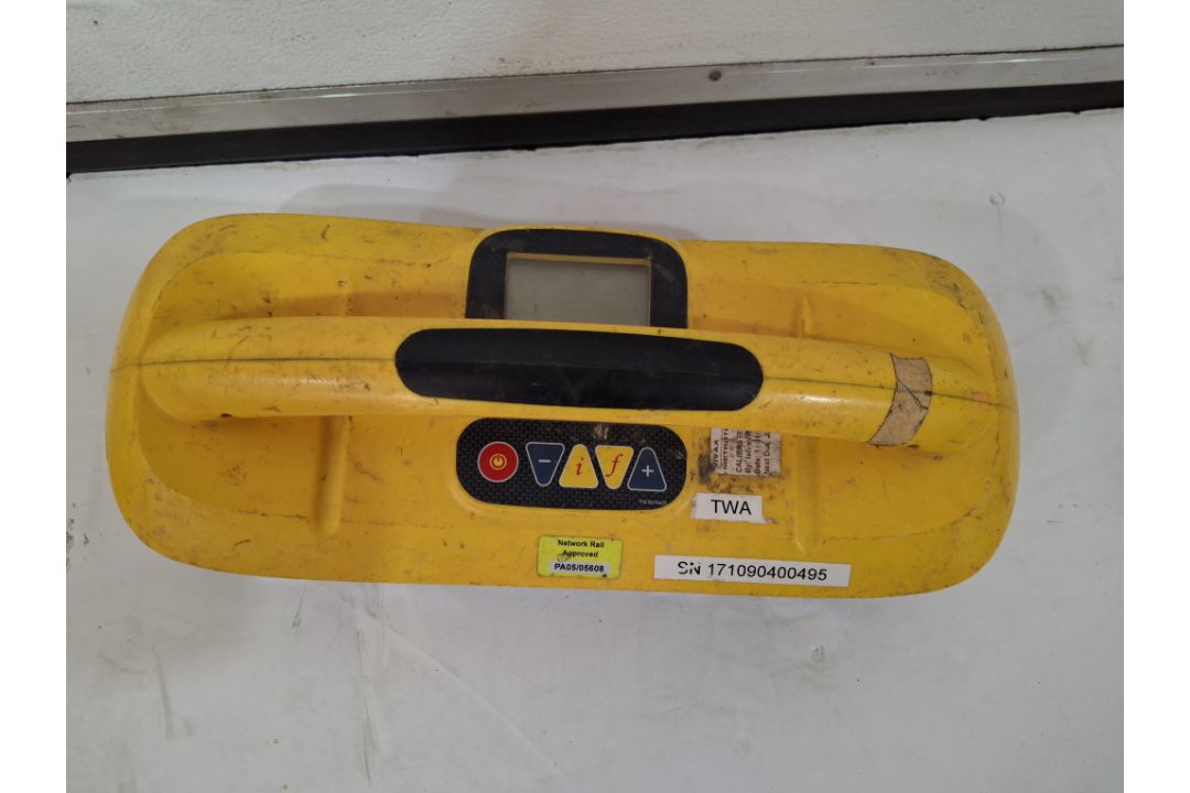 VIVAX Metrotech VL0CPro 2 VX204-01; SN: 2040109326; Receiver: SN: 171090400495; and 2 battery Packs - Image 5 of 16