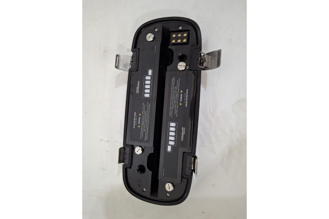 VIVAX Metrotech VL0CPro 2 VX204-01; SN: 20401140157 Receiver: SN: 171090400493; and 2 battery Packs - Image 10 of 14