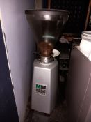 MM Mazzer Luigi Coffee Grinder