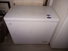 Logik Chest Freezer