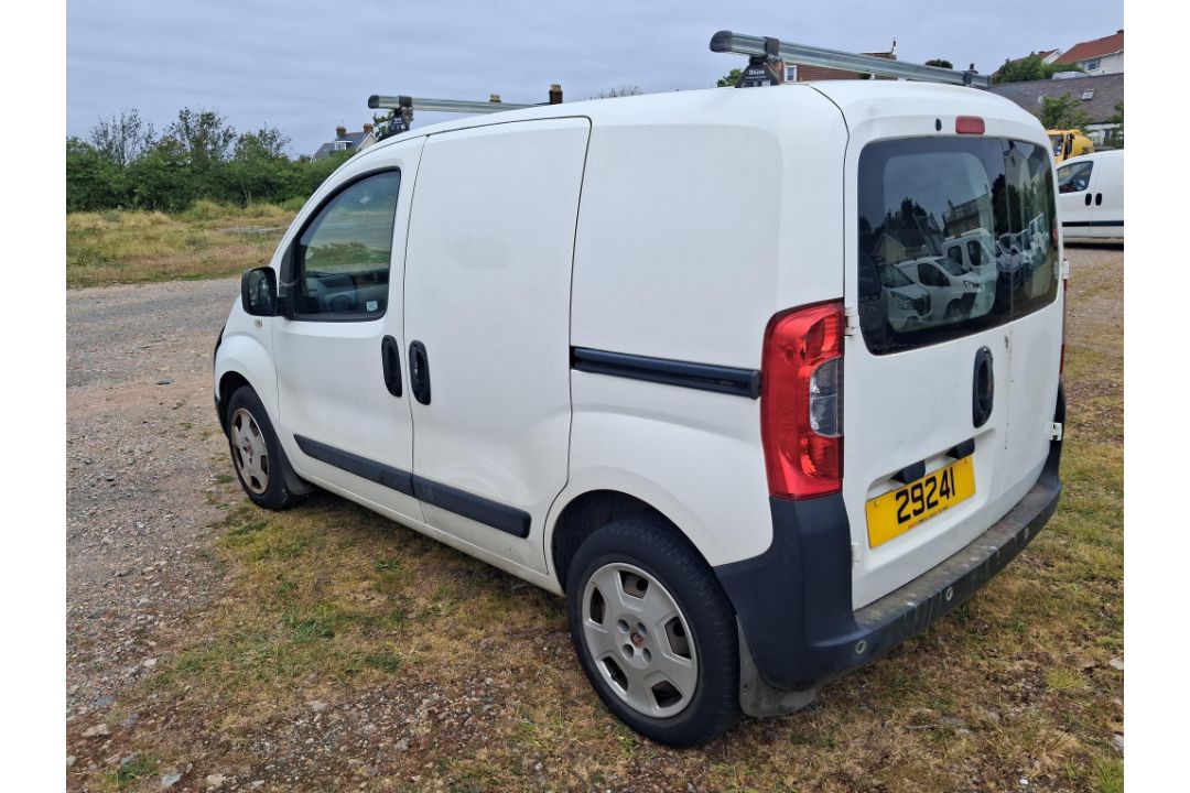 Fiat Fiorino 1.3 Cargo 80 Panel Van - Image 5 of 19