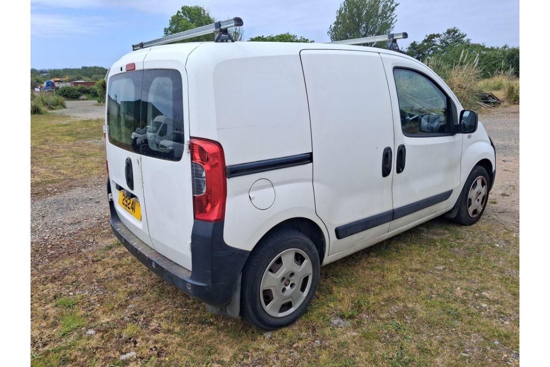 Fiat Fiorino 1.3 Cargo 80 Panel Van - Image 3 of 19