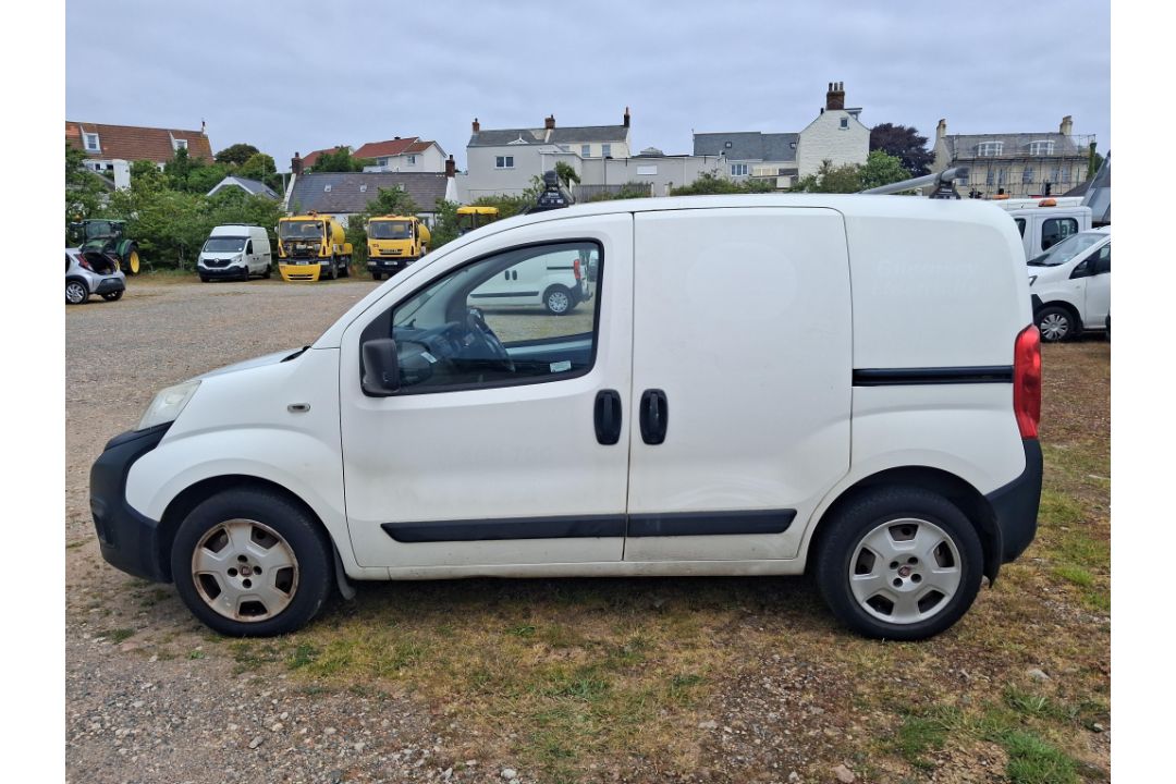 Fiat Fiorino 1.3 Cargo 80 Panel Van - Image 6 of 19