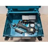 Makita BKP180 cordless surface planer with 1 x battery and 1 x charger