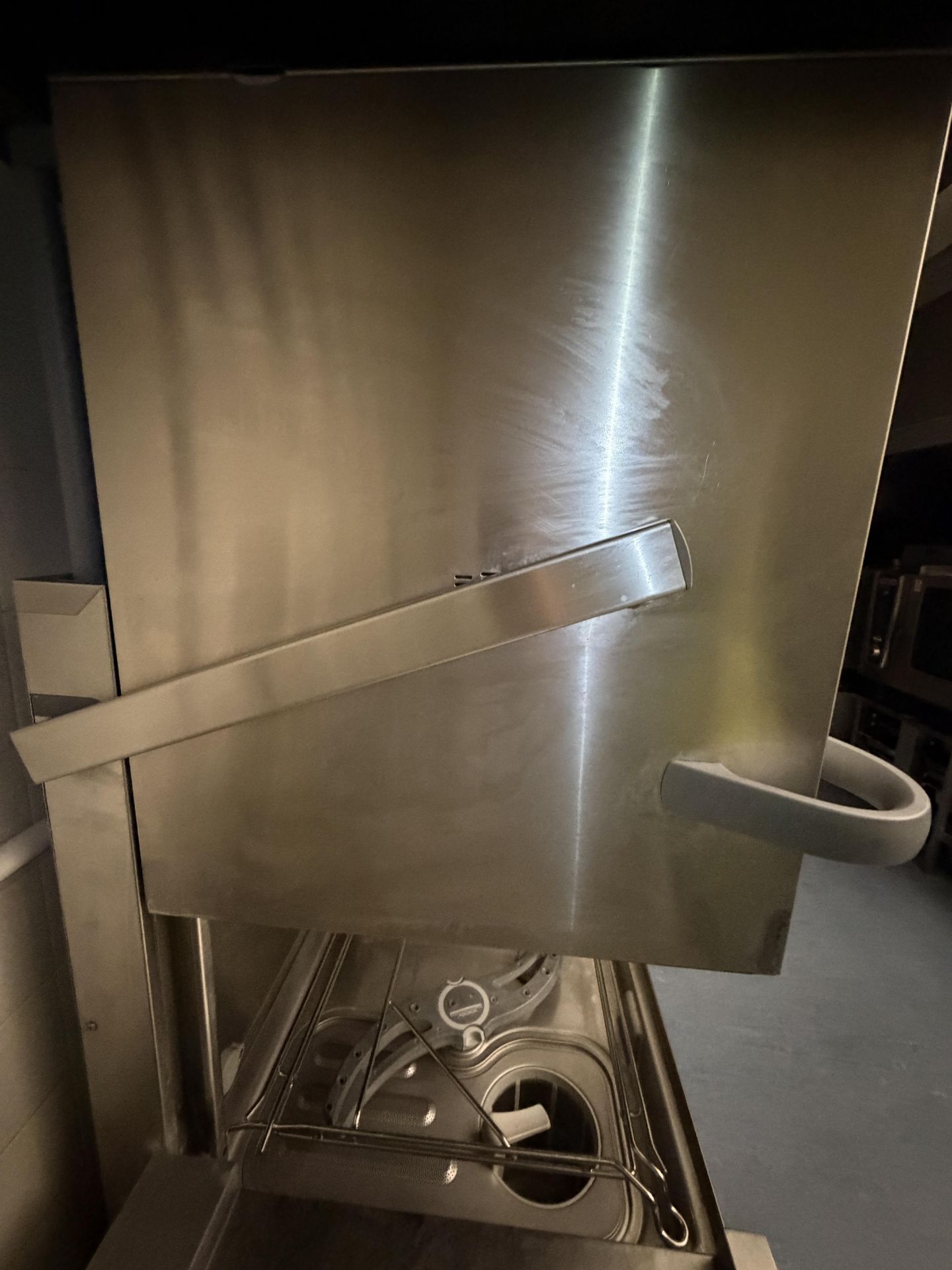Contents of the commercial canteen and Kitchen consisting of - 2 x Rational electric Self Cooking Ce - Image 87 of 118