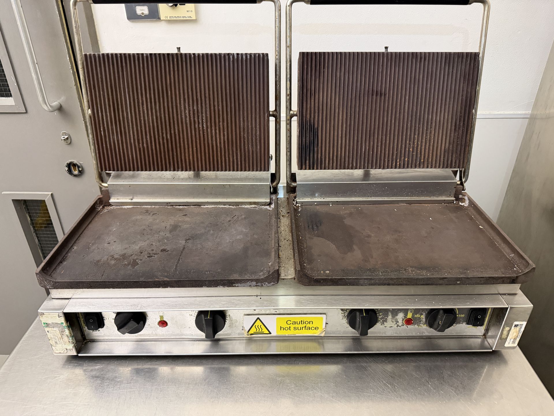Contents of the commercial canteen and Kitchen consisting of - 2 x Rational electric Self Cooking Ce - Image 105 of 118