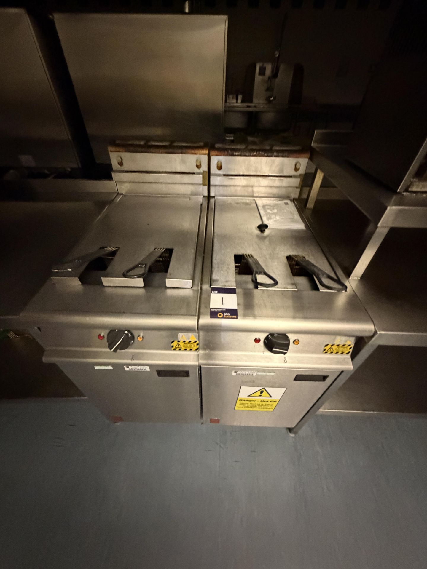 Contents of the commercial canteen and Kitchen consisting of - 2 x Rational electric Self Cooking Ce - Image 62 of 118
