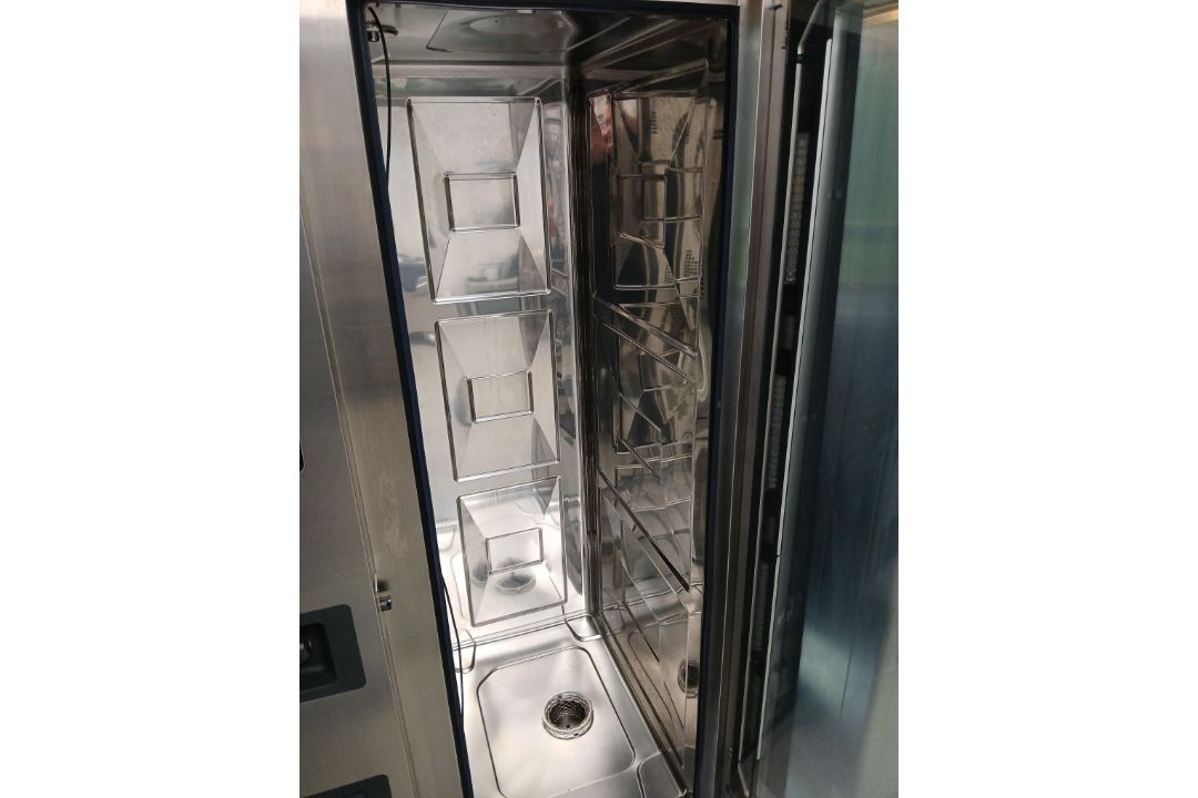 Rational iCombi Pro Combi Oven (Model Number: LM100FG.AXAXXX, Type: A3/B23, Serial Number: G21SJ2312 - Image 12 of 18