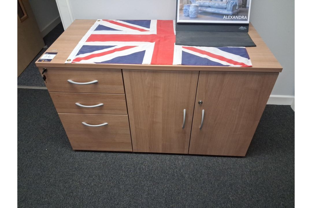Office Furniture - Image 3 of 3