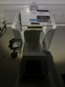 Mettler Toledo XS 205 Scale. Max 22 g. Enclosed weigh area. This lot is Buyer to Remove. Please note