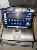 Mettler Toledo Scales. Model IND690 Desk. SN 3268715. YOM 2011. Scale 80 x 60. This lot is Buyer to