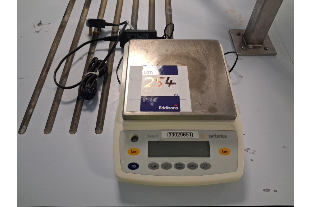 Sartorius Digital Weighing Platform Scale - Image 1 of 3