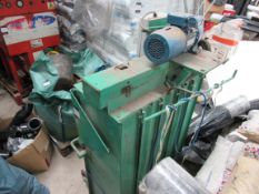 Waste compactor