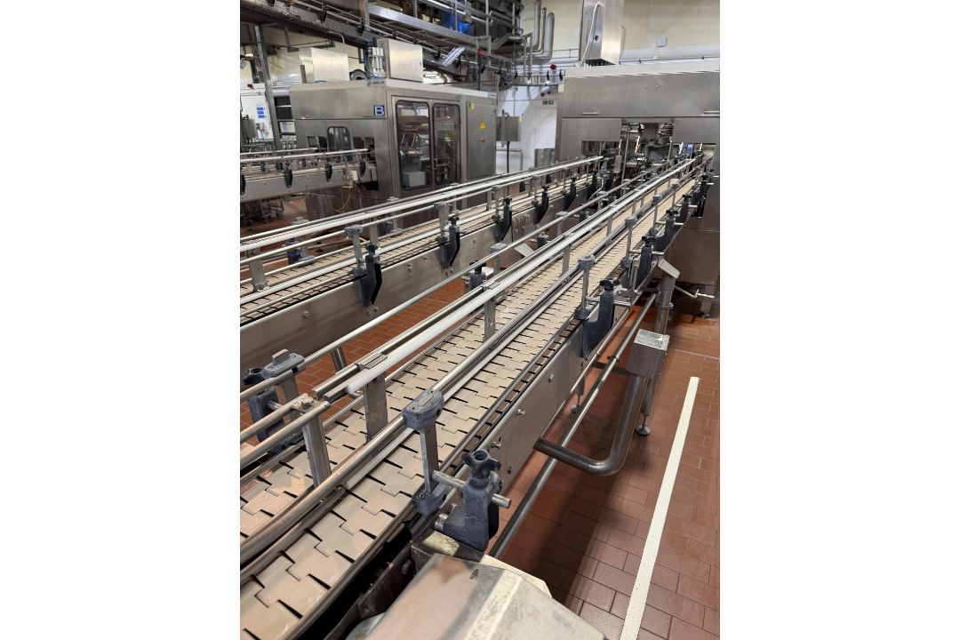 Inline Full Bottle conveyors. Conveyors from Filling to Trolley Packers with Heuft Lane Bottle diver - Image 7 of 13