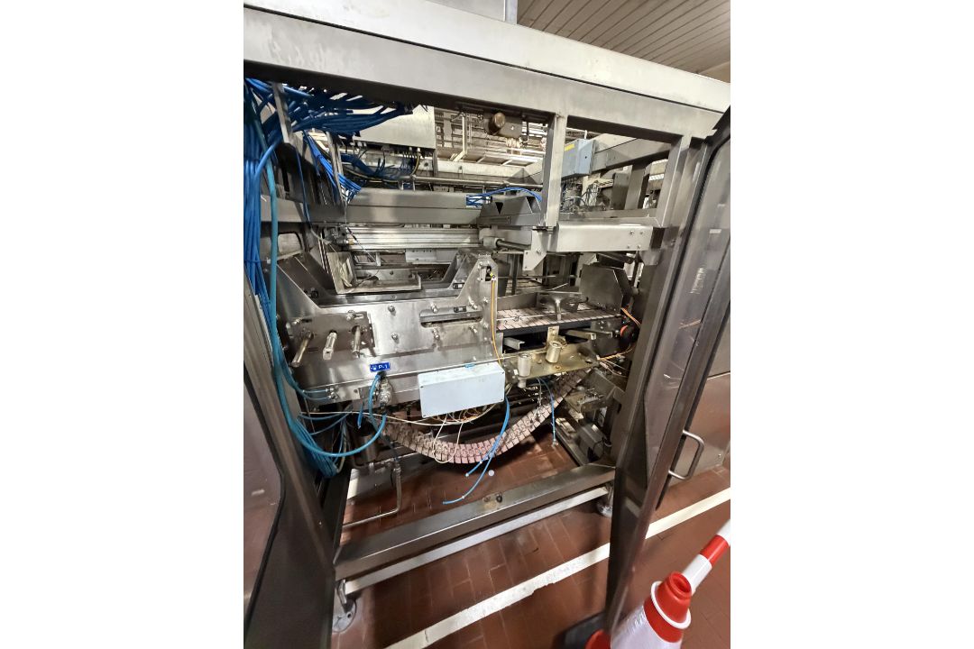 2 x Nepas BV Trolley packers. HPC PB Z4 SLIR. 1997. Spares and Repairs. This lot is Buyer to Remove. - Image 3 of 8