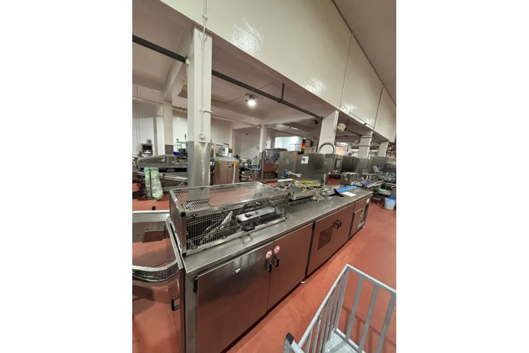 BG Pack Flowrapper. BG 2800 EVI. YOM 2007. Pack range 250 gm - 1 Kg. 1 Set of dies. Over under side - Image 1 of 14