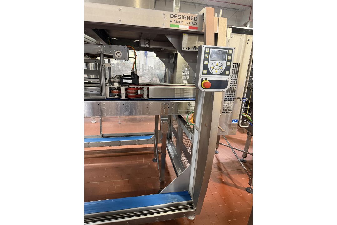SMI Overwrapper and Shrink Tunnel. SMO DV500S Ergon Divider. SMI LSK40F Shrinkwrapper feeding Heat T - Image 3 of 25