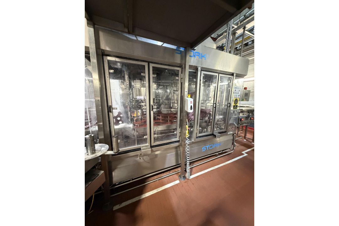 Stork PFS240/220-8 Filler. YOM 1997. Simatic HMI Control panel. 40 filling heads with Capper and Cap - Image 1 of 22