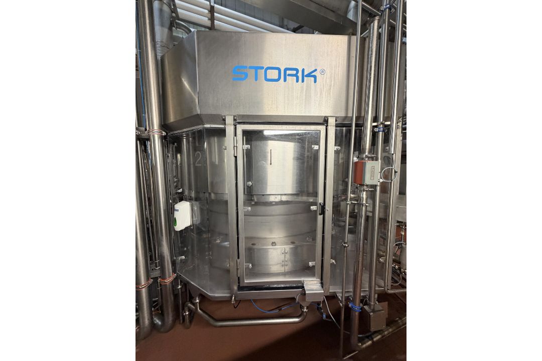 Stork PFS240/220-8 Filler. YOM 1997. Simatic HMI Control panel. 40 filling heads with Capper and Cap - Image 7 of 22