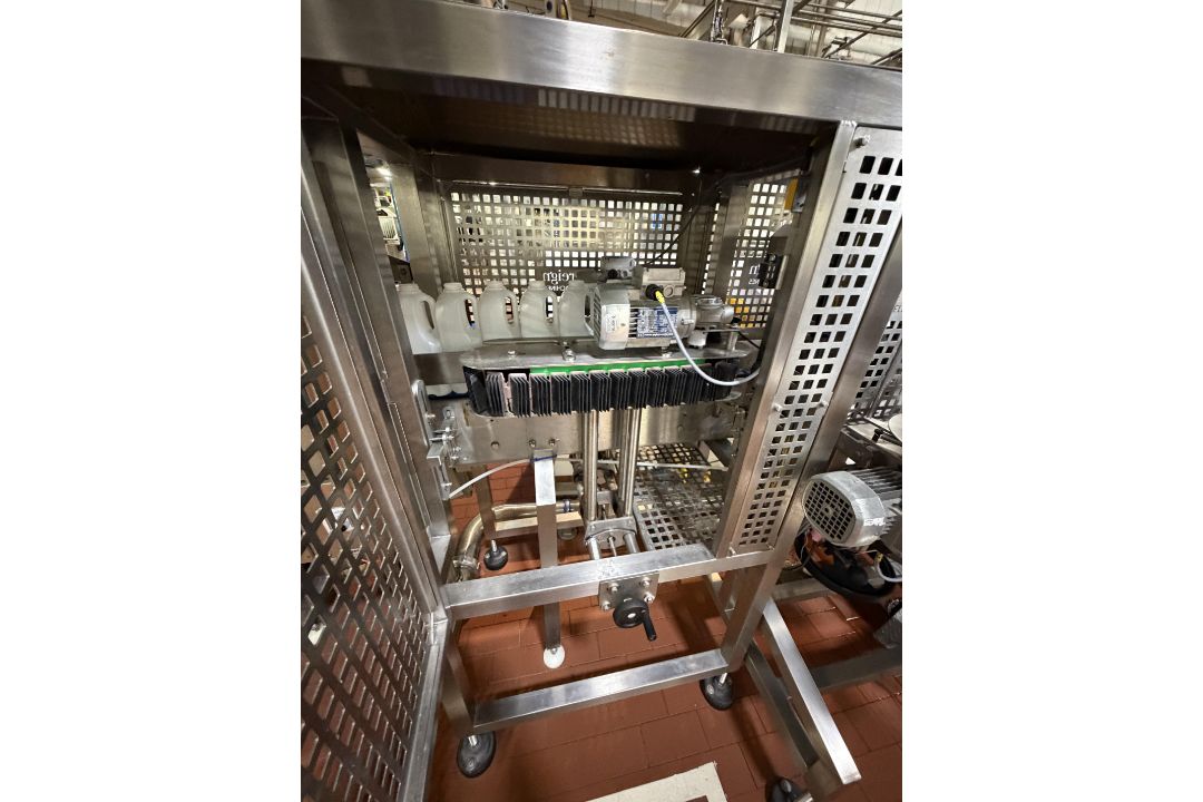 Sovereign Twin Head Label Machine. Touch Screen control with Domino Ink Jet coder unit. This lot is - Image 3 of 8