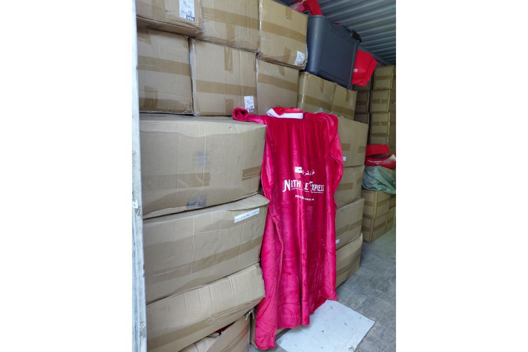 Contents of Container to Include: Large Quantity of Wired Headphones, Blankets and Santa Hats (Exclu - Image 5 of 12