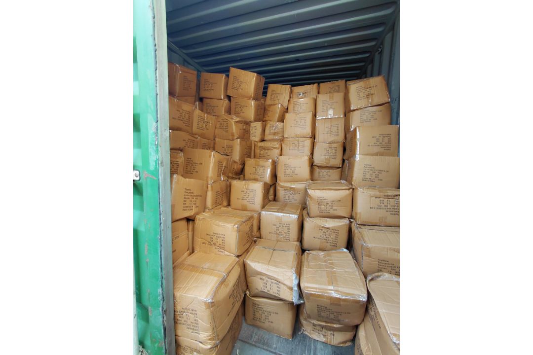 Contents of Container to Include: Large Quantity of Rain Ponchos (Excludes shipping container) - Image 2 of 5