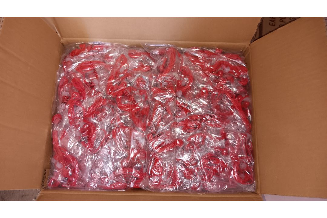 Contents of Container to Include: Large Quantity of Wired Headphones, Blankets and Santa Hats (Exclu - Image 3 of 12