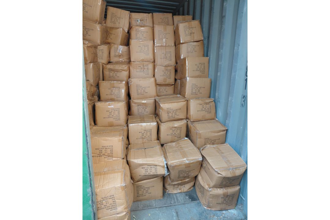 Contents of Container to Include: Large Quantity of Rain Ponchos (Excludes shipping container) - Image 1 of 5