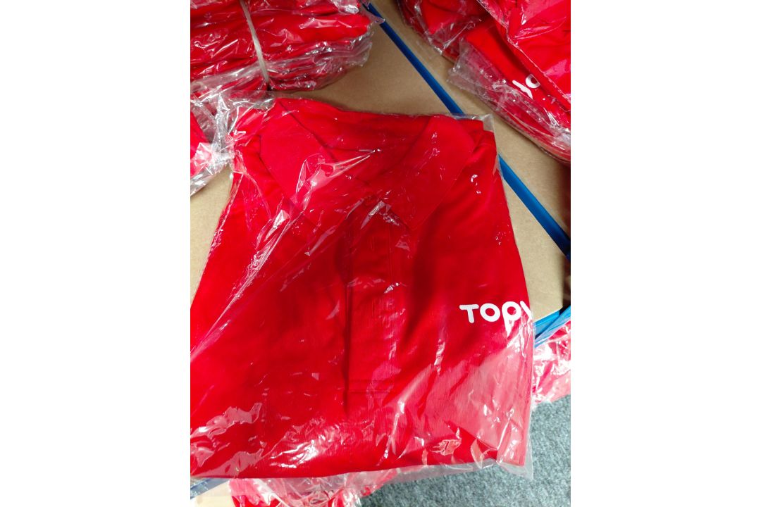 4 x Bays of Boltless Racking and Quantity of Topview Branded Clothing (Located on First Floor)� - Image 4 of 5
