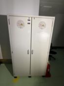 Asecos 90 EN 14470-1 Fireproof Chemical store. 120 x 60 x 210 cm. 3 internal shelves. Located on 1st
