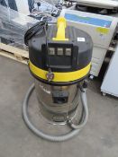 Wet & dry industrial vacuum cleaner