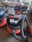 Neumatic �Henry� NVR-240-11 vacuum cleaner