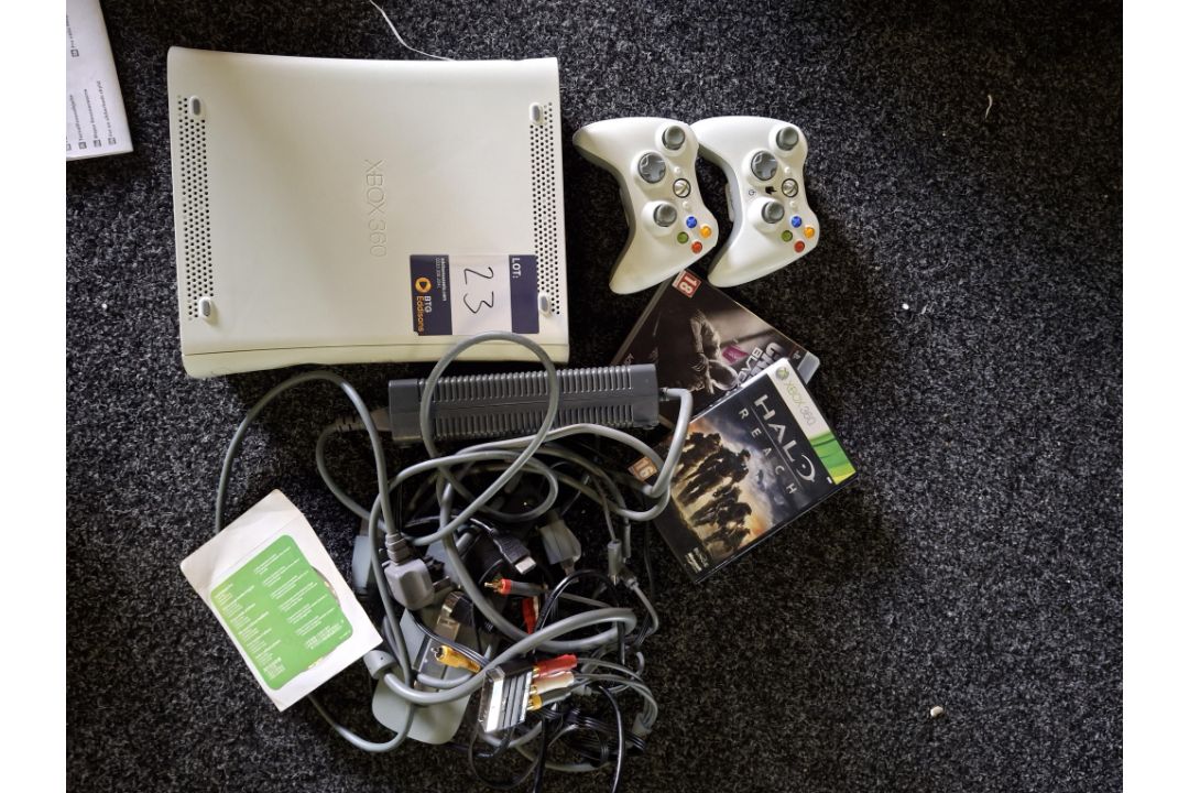 Xbox 360 with 2 controllers and Halo Reach and Call of Duty black OPS II - Image 6 of 7