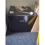 Russell Hobbs mini desktop fridge