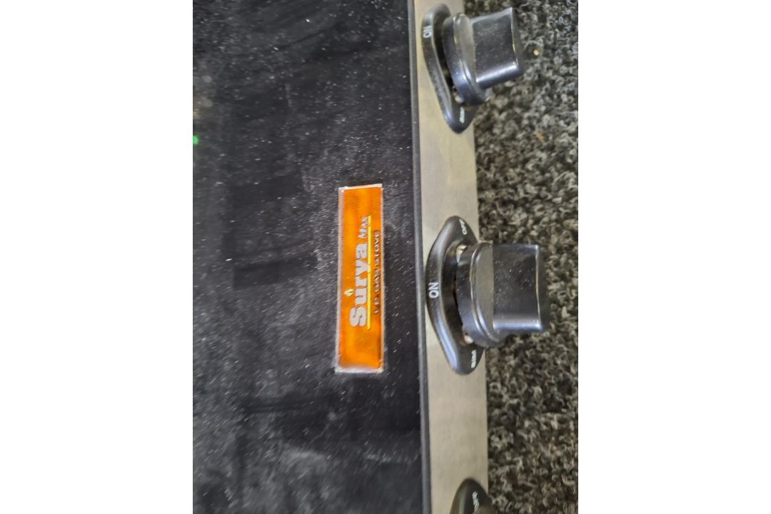 Surya max 3 hob gas stove - Image 3 of 4
