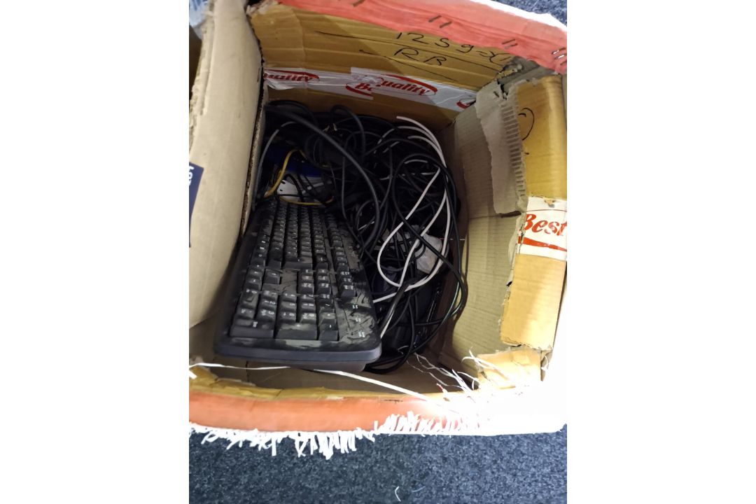 2 Boxes of various cables and keyboards - Image 4 of 4
