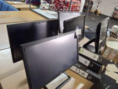 4 x Dell and 1 x AOC monitors