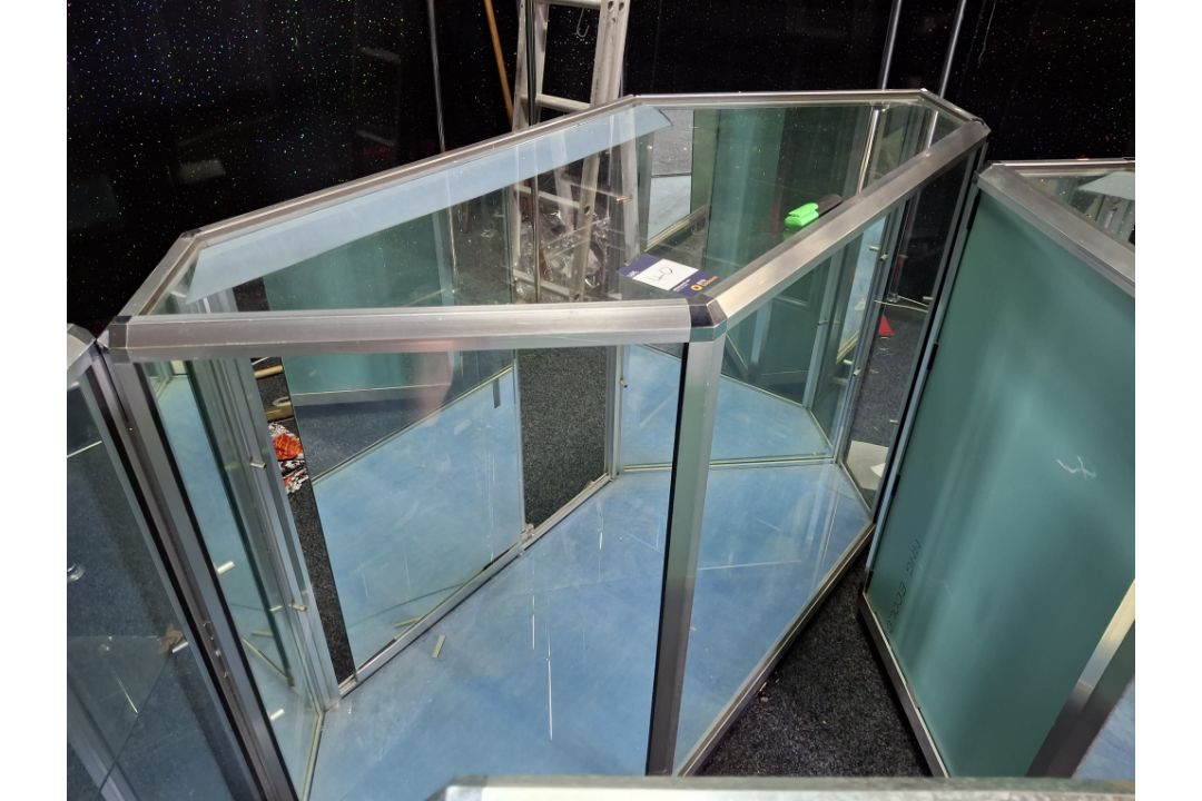 Glass display cabinet