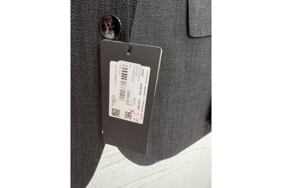 Hugo Boss 2pc suit - size 48R - RRP£490 - Image 12 of 12