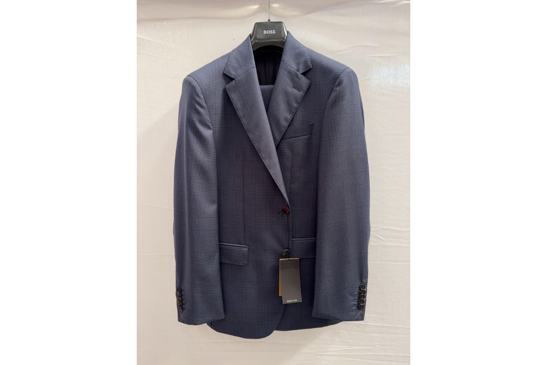 Hugo Boss 2pc suite - size 38R - £1295 - Image 1 of 3