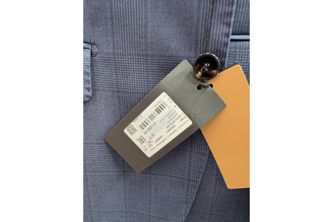 Hugo Boss 2pc suite - size 38R - £1295 - Image 3 of 3