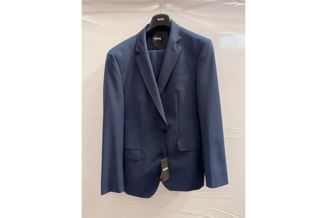 Hugo Boss 2pcs - size 44 - RRP£480 - Image 2 of 7