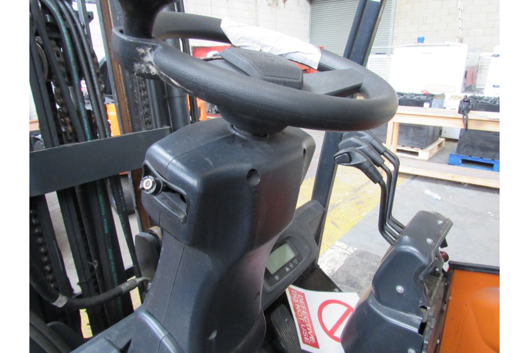 Doosan B35X-7 Plus Electric forklift truck, 3500KG, Serial Number FBA20-43900-01441, No Forks, No Ba - Image 8 of 13