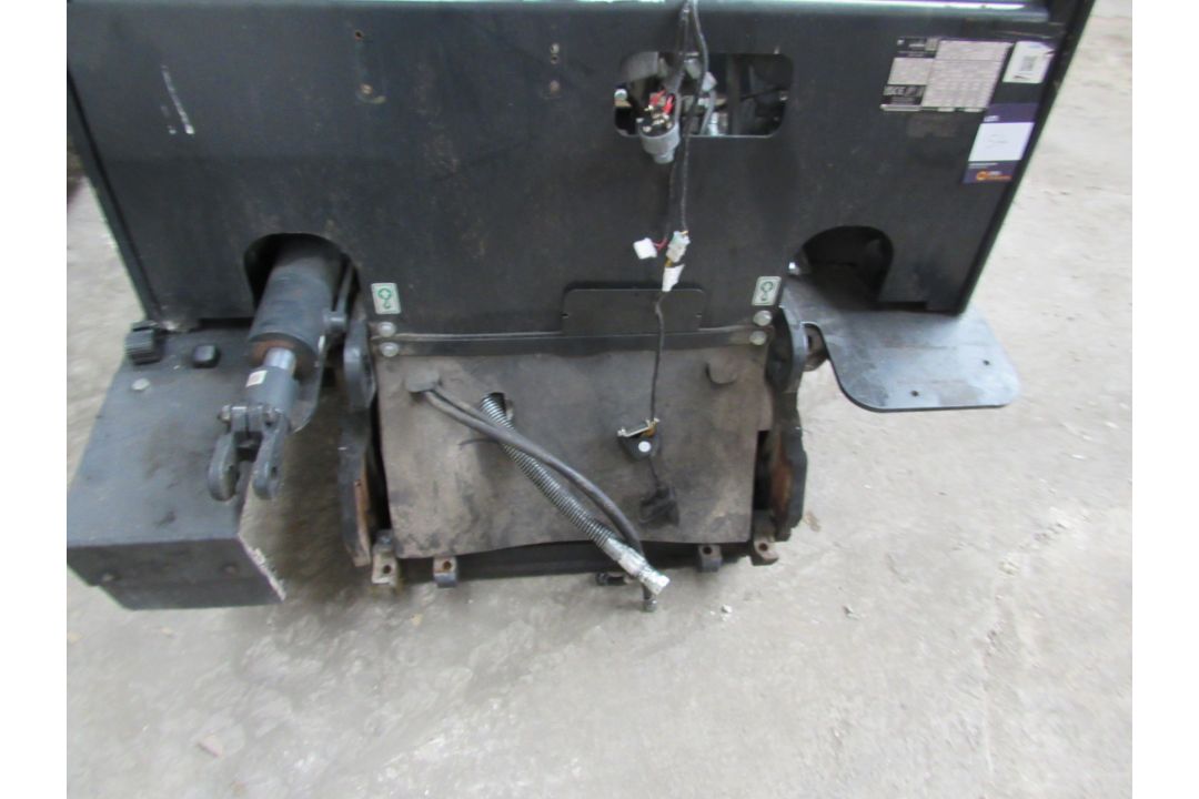 Doosan B35X-7 Plus electric forklift shell, Serial Number FBS20-3900-01440, 2023, No Battery or Mast - Image 5 of 8