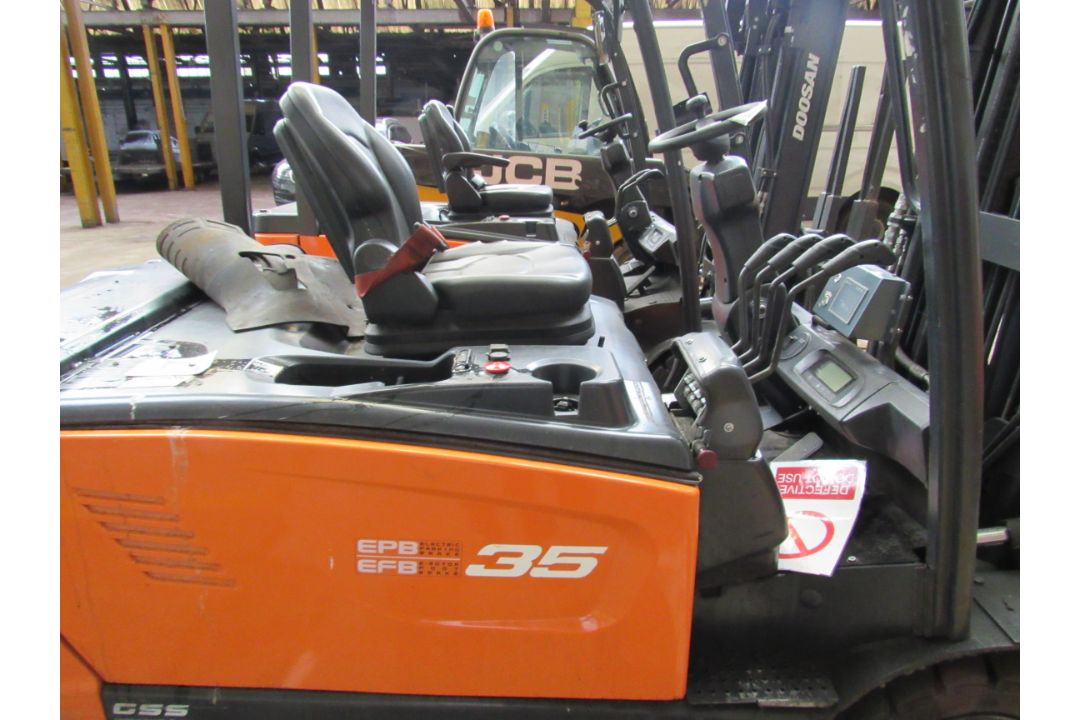 Doosan B35X-7 Plus Electric forklift truck, 3500KG, Serial Number FBA20-43900-01441, No Forks, No Ba - Image 9 of 13