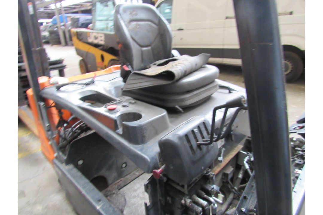 Doosan B35X-7 Plus electric forklift shell, Serial Number FBS20-3900-01440, 2023, No Battery or Mast - Image 3 of 8