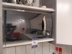 Daewoo microwave and Breville kettle