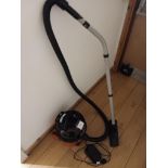 Numatic �Henry� HVB160-12 cordless vacuum cleaner with battery and charger